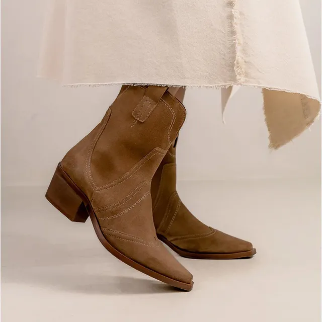 Bottines cowboy daim camel mode - Accessoires pour chaussures