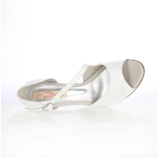 Chaussures femme cuir blanc élégantes - Accessoires pour chaussures