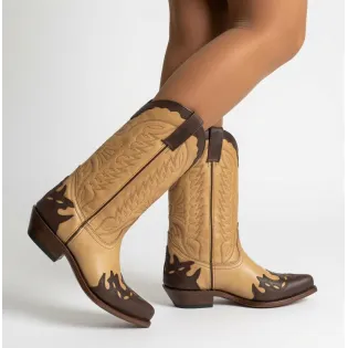 Santiags artisanales en cuir camel et marron fabriquées en Espagne