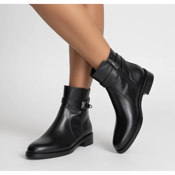 Bottines cuir noir lanière fermoir  - Bottines femme artisanales