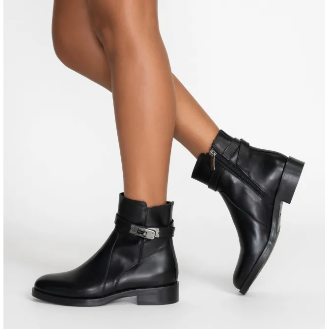Bottines cuir noir lanière fermoir  - Bottines femme artisanales