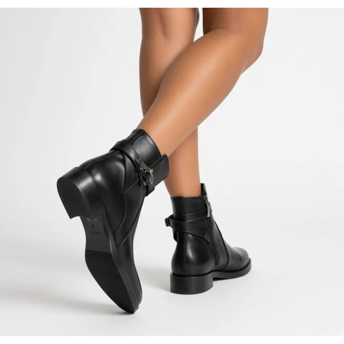 Bottines cuir noir lanière fermoir  - Bottines femme artisanales