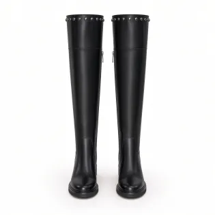 Bottes Hautes Femme Cuir Noir Plates à Studs - Made in Italie - L’Atelier de la Botte