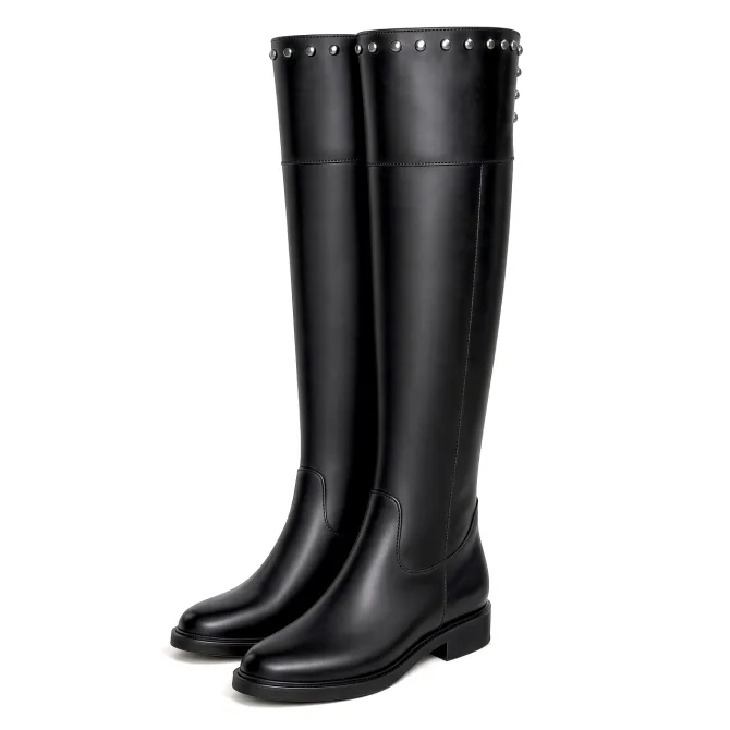 Bottes Hautes Femme Cuir Noir Plates à Studs - Made in Italie - L’Atelier de la Botte