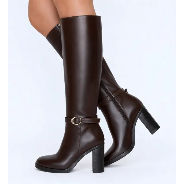 Bottes Femme Cuir Marron à Talon et Boucle Dorée - L’Atelier de la Botte